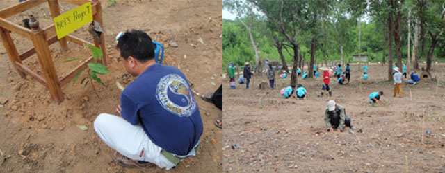 タイ森林局の協力を得て地元の方々と植樹